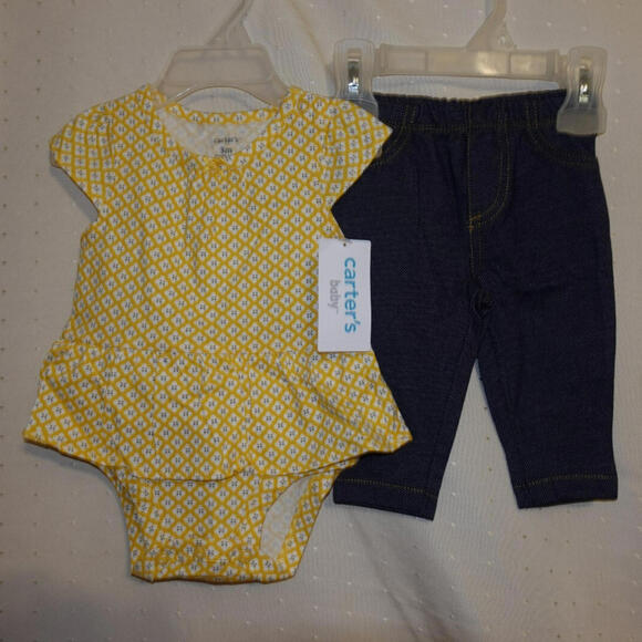 CARTERS BABY GIRLS YELLOW/BLUE 2-PIECE OUTFIT SET SIZE 3 MONTHS BRAND NEW - Picture 1 of 4